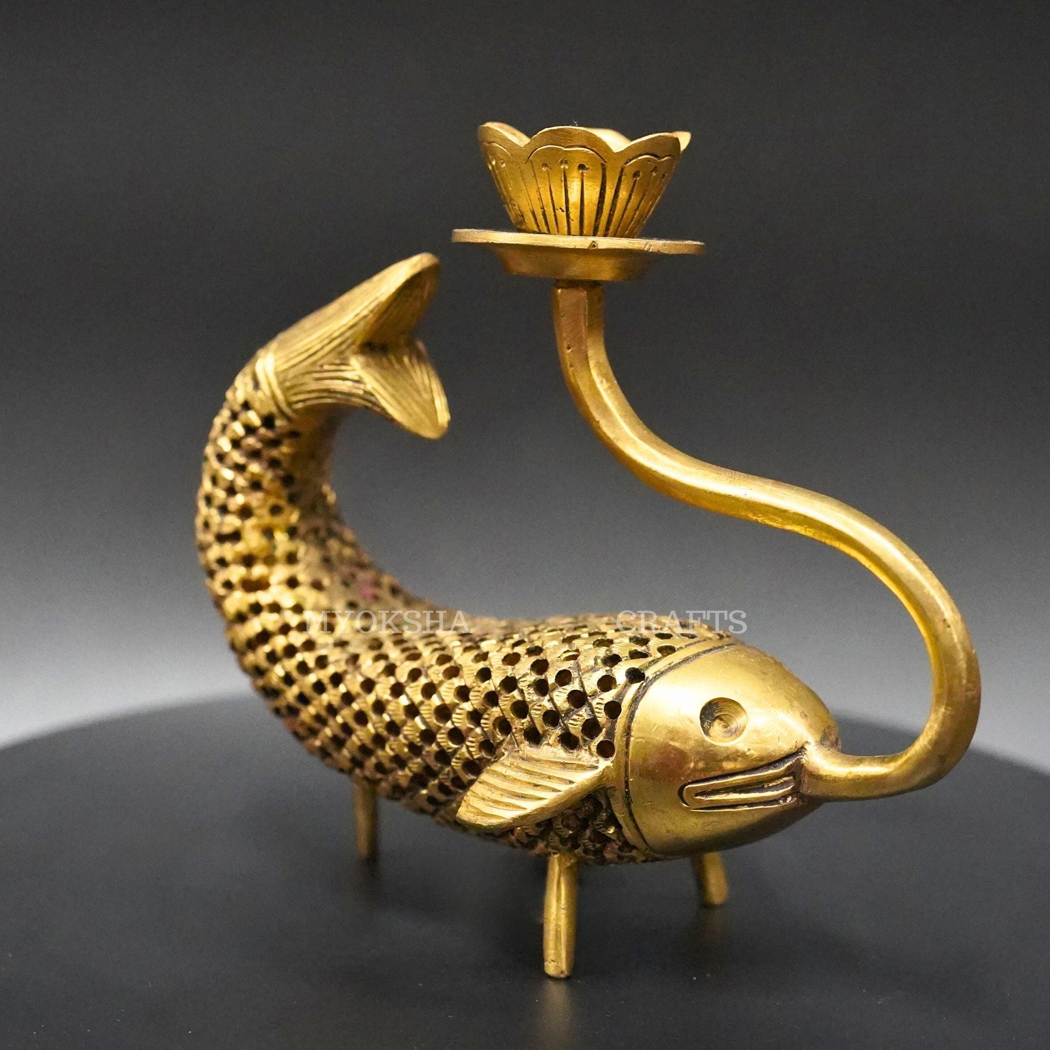 Brass Fish Candle Stand: Coastal Charm for Homes