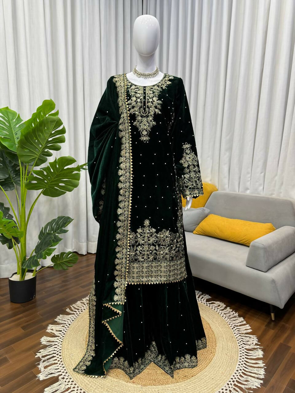 Vastranavya Green Viscose Velvet Cording Sequence With Moti Work Top-Bottom With Dupatta - Distacart