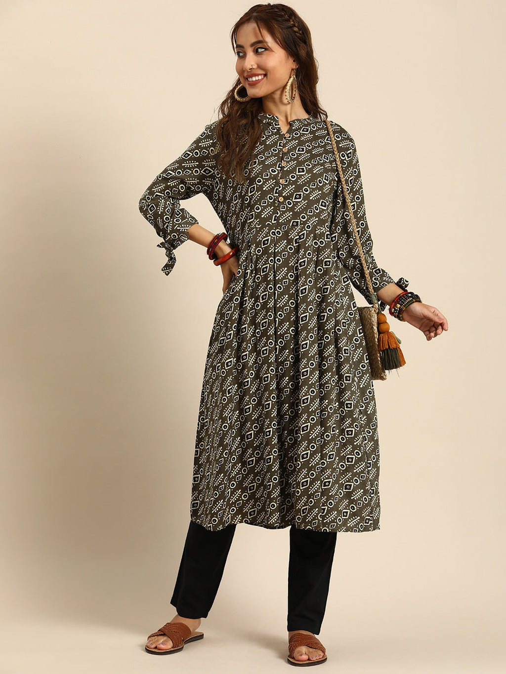 Sangria Women Ethnic Motifs Printed Mandarin Collar Anarkali Kurta