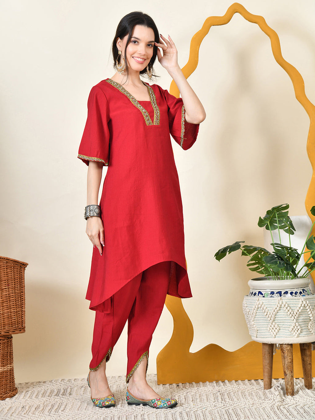 Myshka Women's Red Solid V-Neck Bell Sleeves Kurta & Dhoti Pants