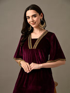 Myshka Women's Magenta Velvet Kurta Pant