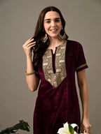 Myshka Women's Magenta Velvet Kurta Pant