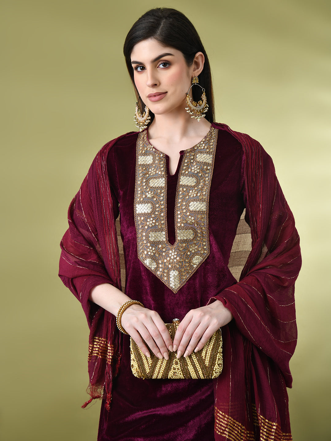 Myshka Women's Magenta Velvet Kurta Pant With Dupatta Set