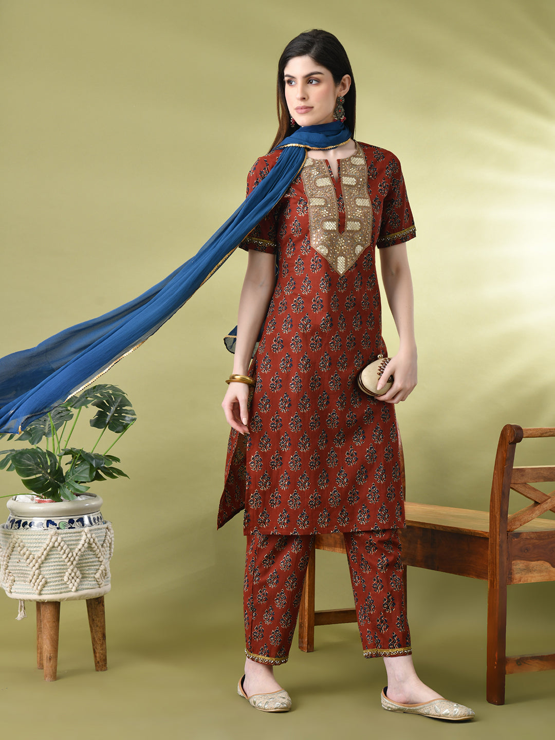 Myshka Women's Cotton Red Printed Kurta Set With Dupatta