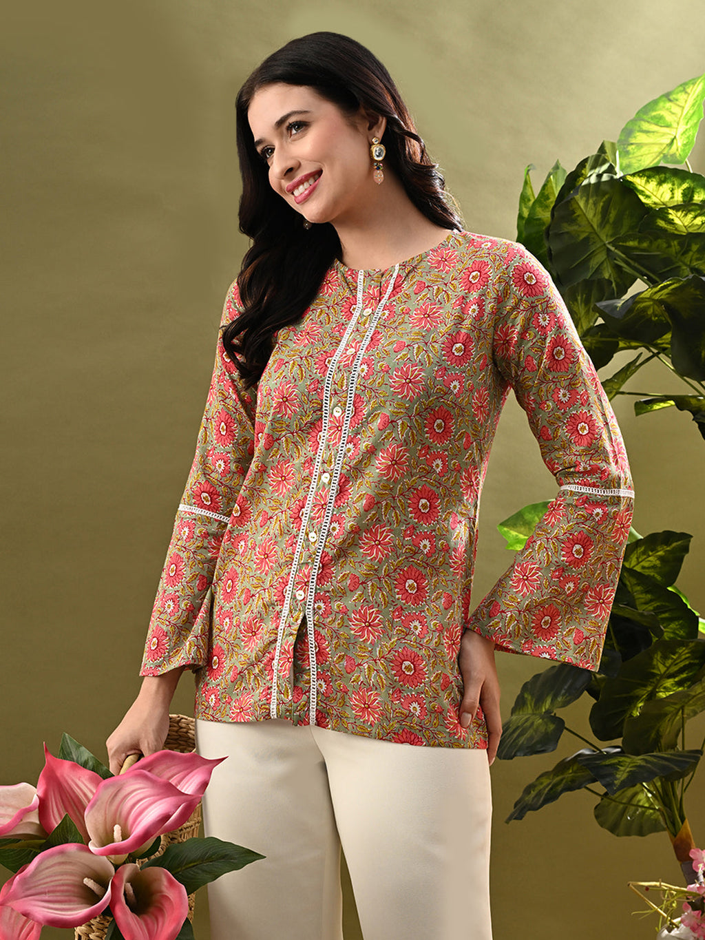 Myshka Women's Multi Printed Tunic With Lace