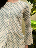 Myshka Women's Multi Printed Tunic With Lace