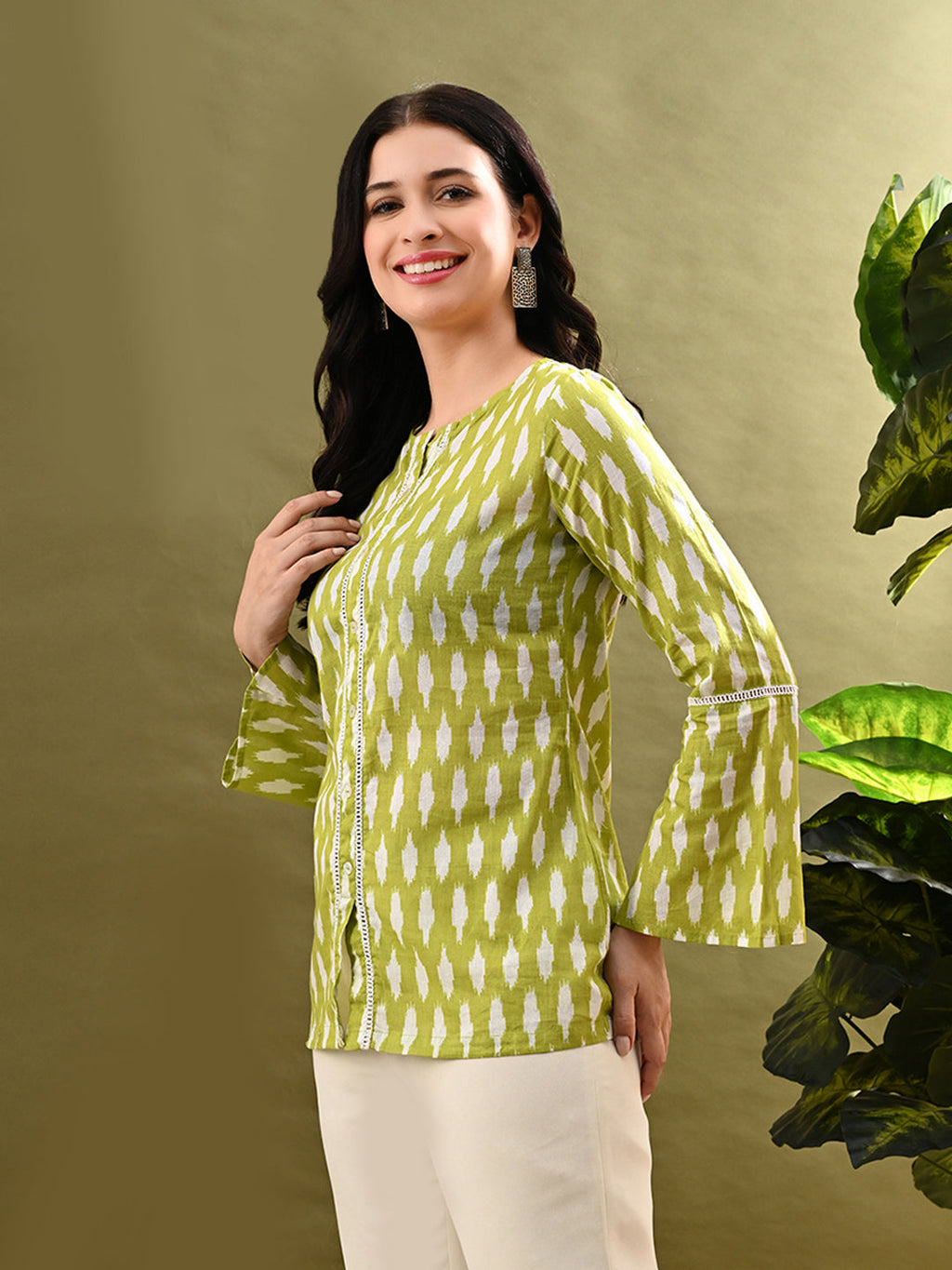 Myshka Women's Green Printed Tunic With Lace