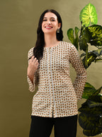 Myshka Women's Green Small Flower Printed Tunic With Lace