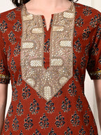 Myshka Women's Cotton Red Printed Kurta Set