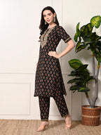 Myshka Women's Cotton Black Printed Kurta Set
