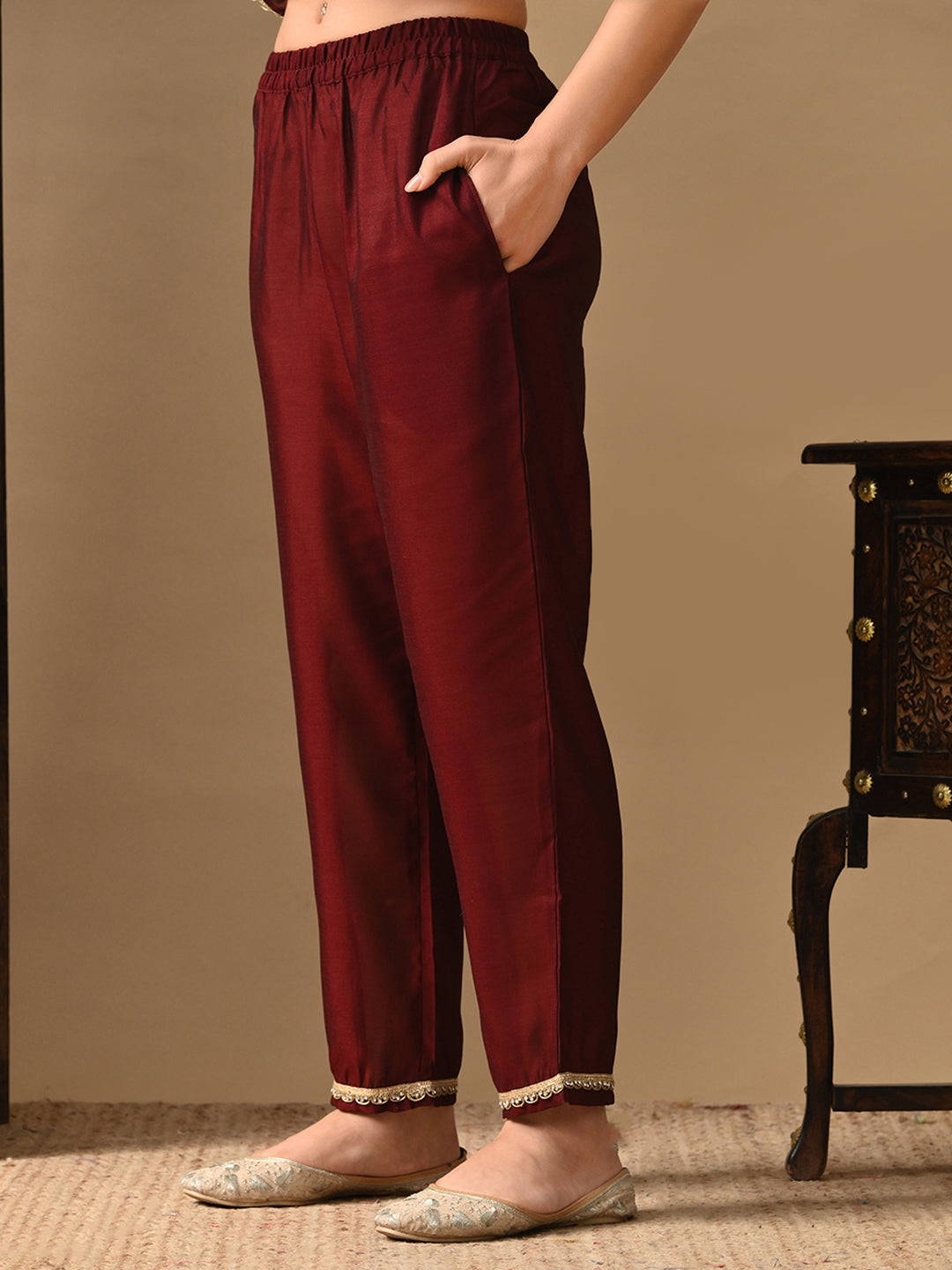 Myshka Maroon Silk Blend Kaftan Sweetheart Neck Short Sleeves Kurta Trousers With Dupatta