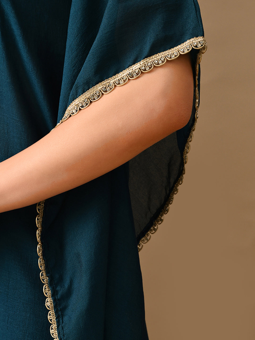 Myshka Green Silk Blend Kaftan Sweetheart Neck Short Sleeves Kurta Trousers With Dupatta