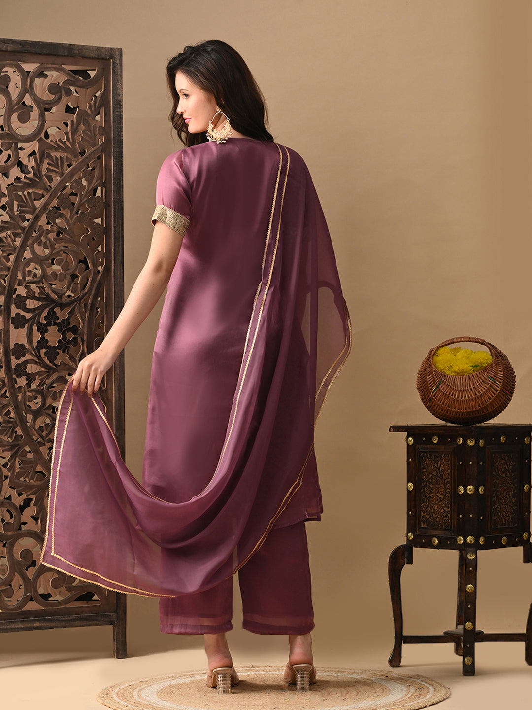 Myshka Mauve Silk Blend Straight Round Neck Short Sleeves Kurta Trousers With Dupatta