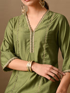 Myshka Green Silk Blend Straight V-Neck Three-Quarter Sleeves Kurta Trousers With Dupatta