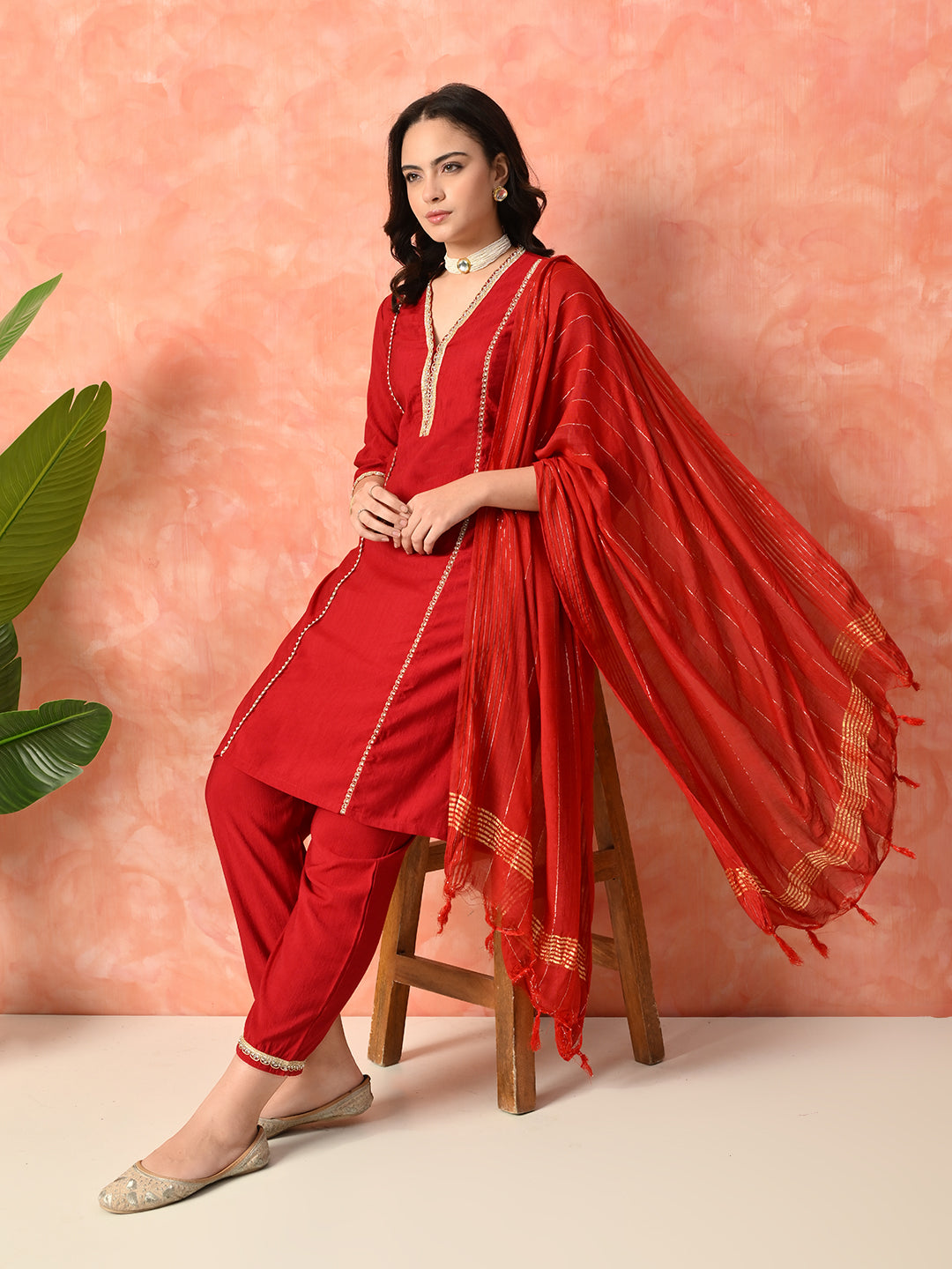 Myshka Red Silk Blend Straight V-Neck Three-Quarter Sleeves Kurta Trousers With Dupatta