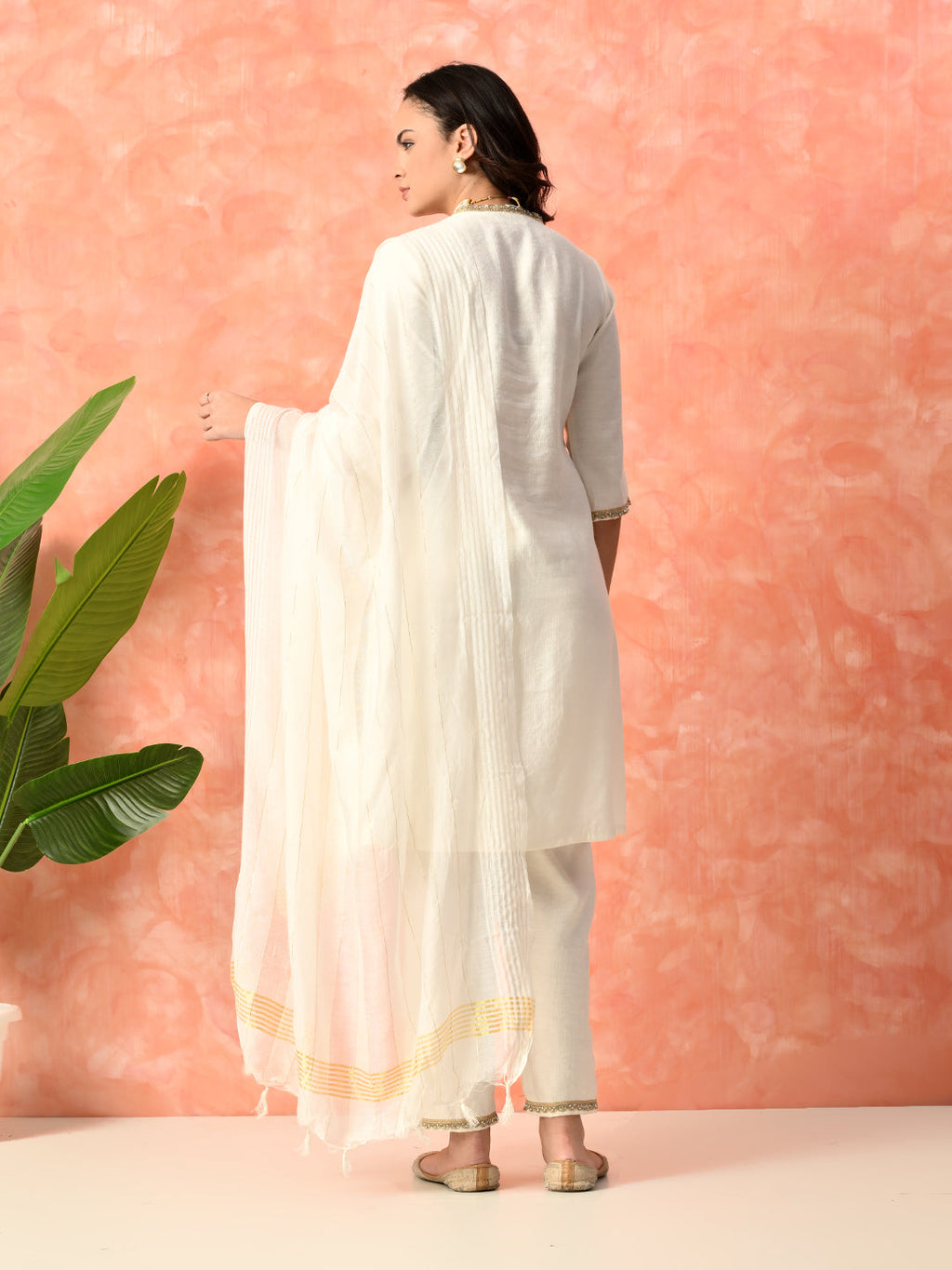 Myshka White Silk Blend Straight V-Neck Three-Quarter Sleeves Kurta Trousers With Dupatta