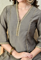 Myshka Gray Silk Blend Straight Round Neck Three-Quarter Sleeves Kurta Trousers Set