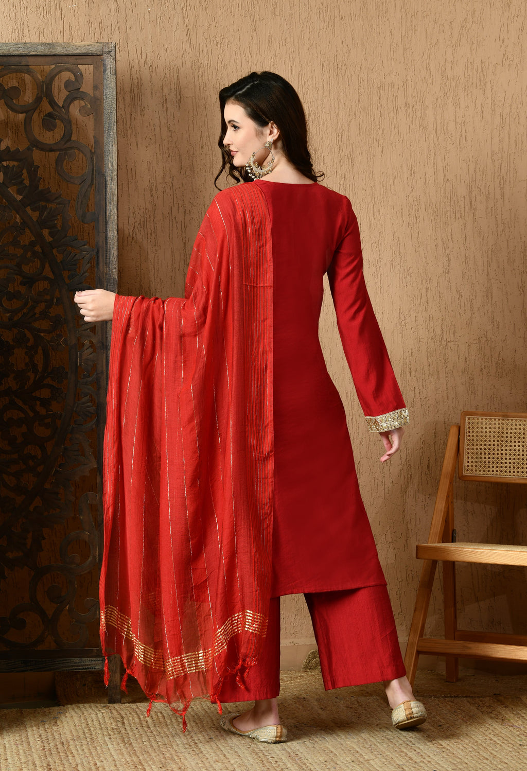 Myshka Red Silk Blend Straight Round Neck Long Sleeves Kurta Trousers With Dupatta