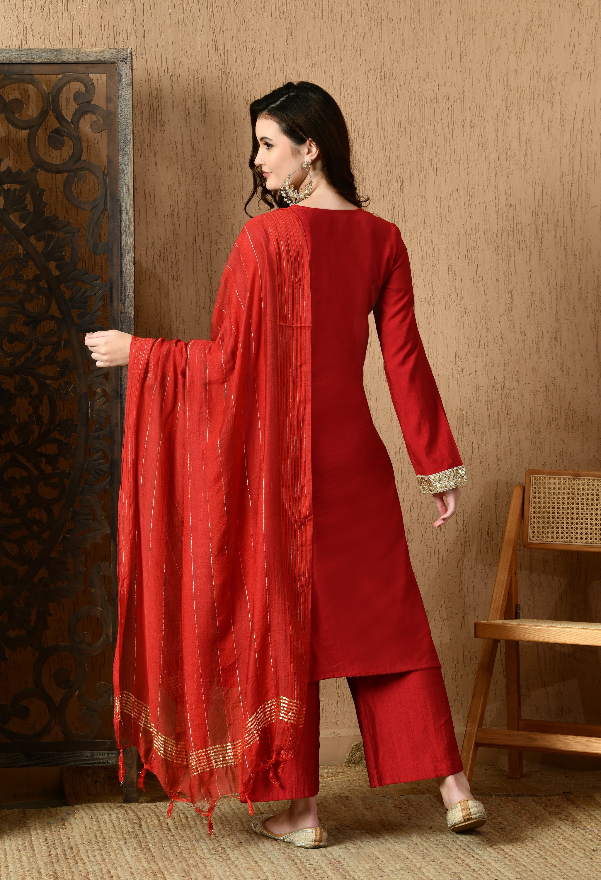 Myshka Red Silk Blend Straight Round Neck Long Sleeves Kurta Trousers With Dupatta
