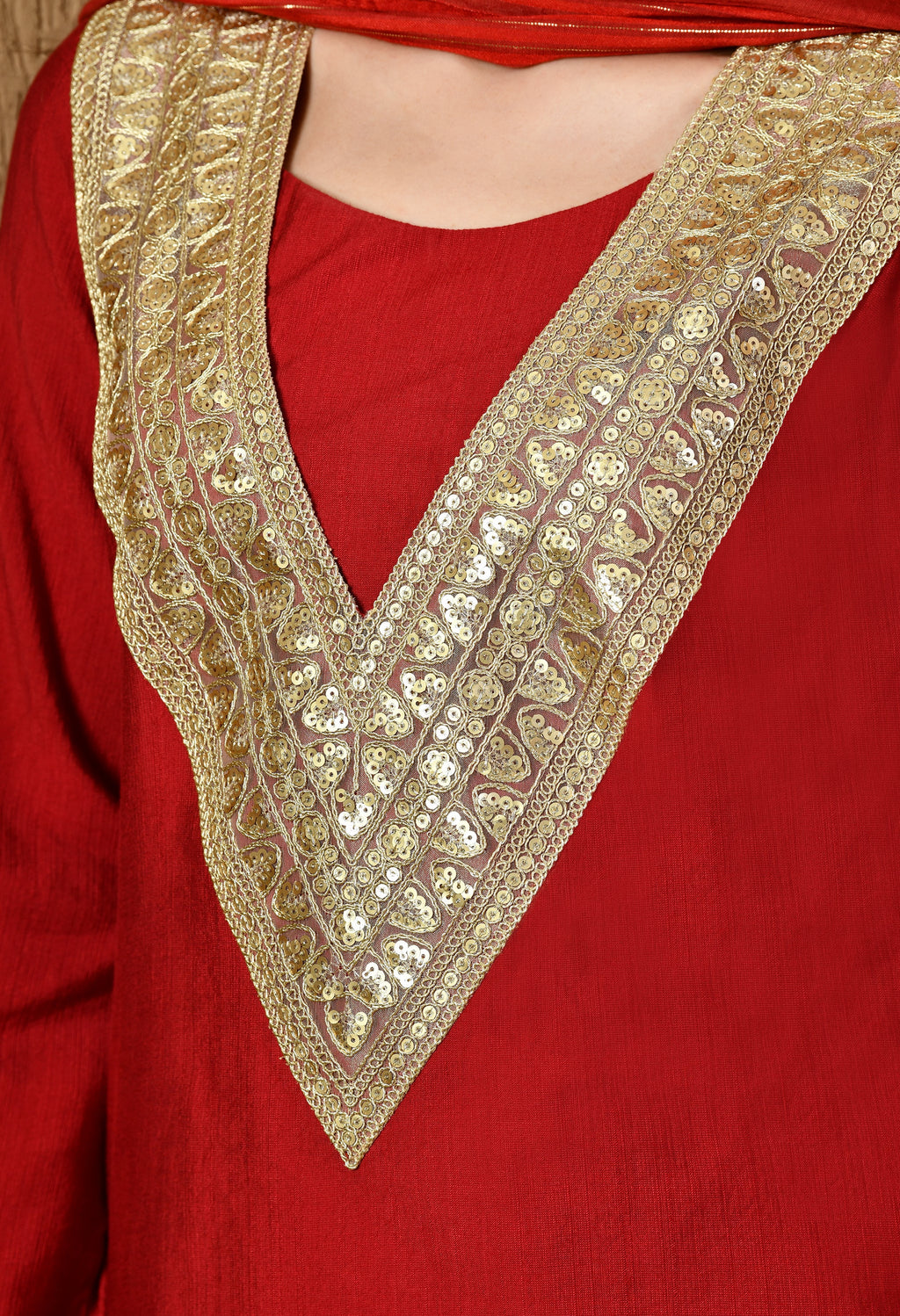 Myshka Red Silk Blend Straight Round Neck Long Sleeves Kurta Trousers With Dupatta
