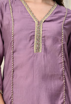 Myshka Lavender Silk Blend Straight Round Neck Three-Quarter Sleeves Kurta Trousers Set