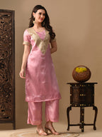 Myshka Pink Silk Blend Straight Round Neck Short Sleeves Kurta Trousers With Dupatta