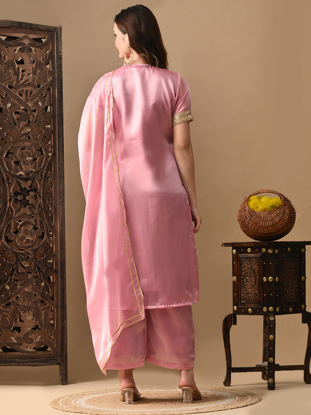 Myshka Pink Silk Blend Straight Round Neck Short Sleeves Kurta Trousers With Dupatta