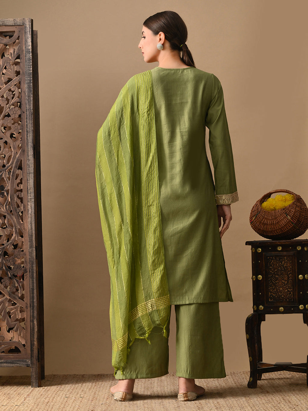 Myshka Green Silk Blend Straight Round Neck Long Sleeves Kurta Trousers With Dupatta