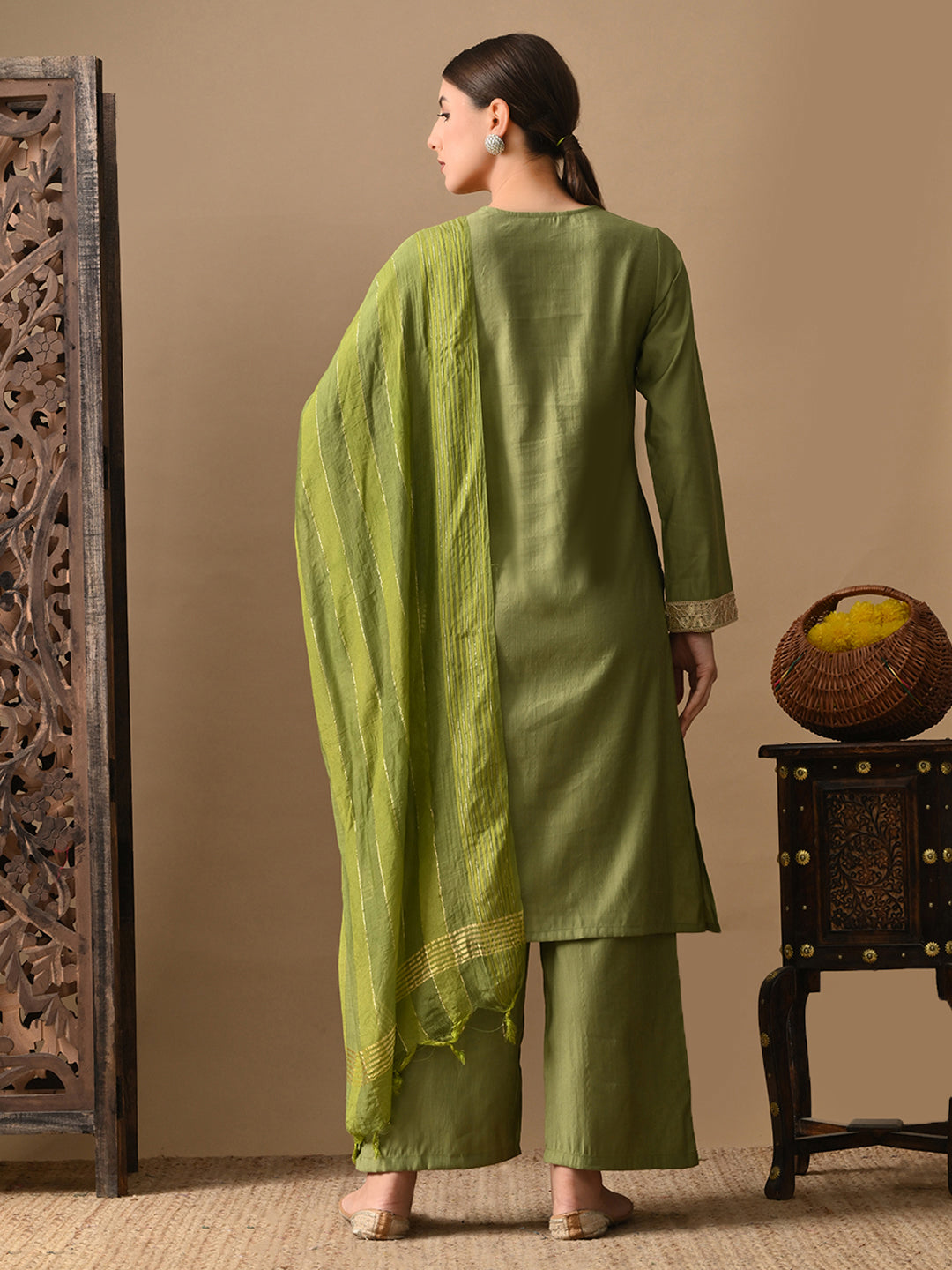 Myshka Green Silk Blend Straight Round Neck Long Sleeves Kurta Trousers With Dupatta