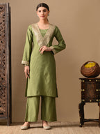 Myshka Green Silk Blend Straight Round Neck Long Sleeves Kurta Trousers With Dupatta