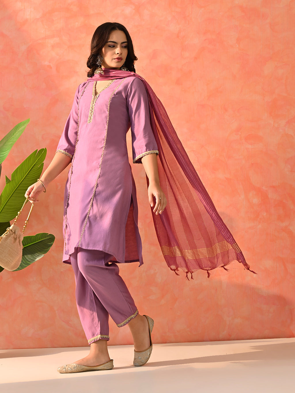 Myshka Lavender Silk Blend Straight V-Neck Three-Quarter Sleeves Kurta Trousers With Dupatta