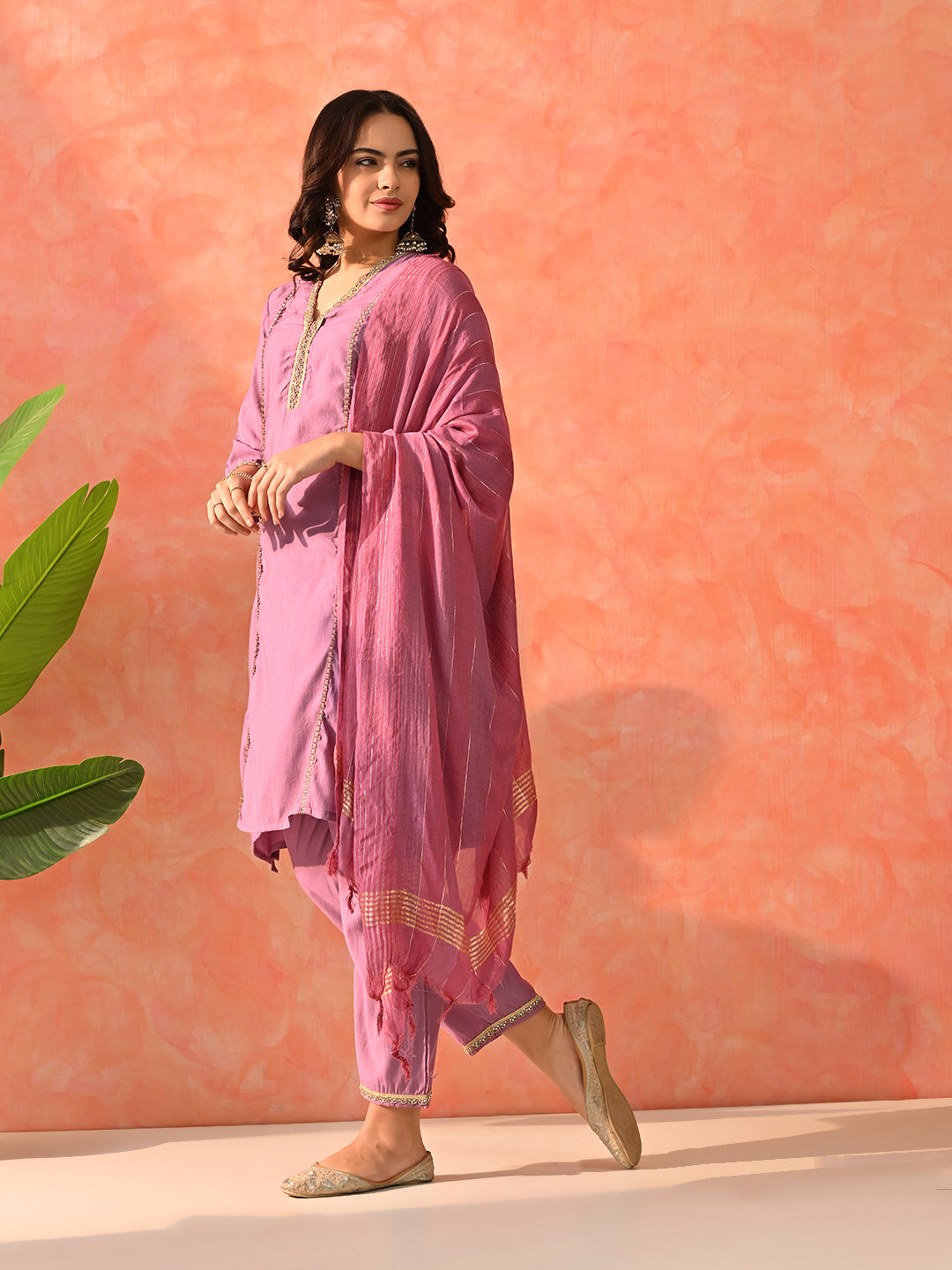 Myshka Lavender Silk Blend Straight V-Neck Three-Quarter Sleeves Kurta Trousers With Dupatta