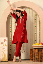 Myshka Red Silk Blend Straight Round Neck Three-Quarter Sleeves Kurta Trousers Set