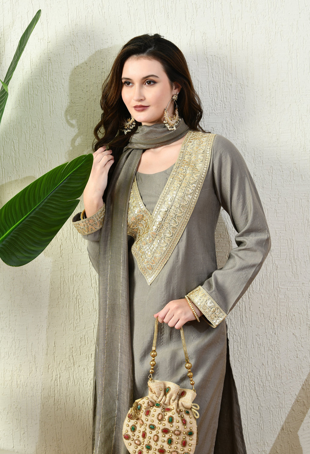 Myshka Gray Silk Blend Straight Round Neck Long Sleeves Kurta Trousers With Dupatta
