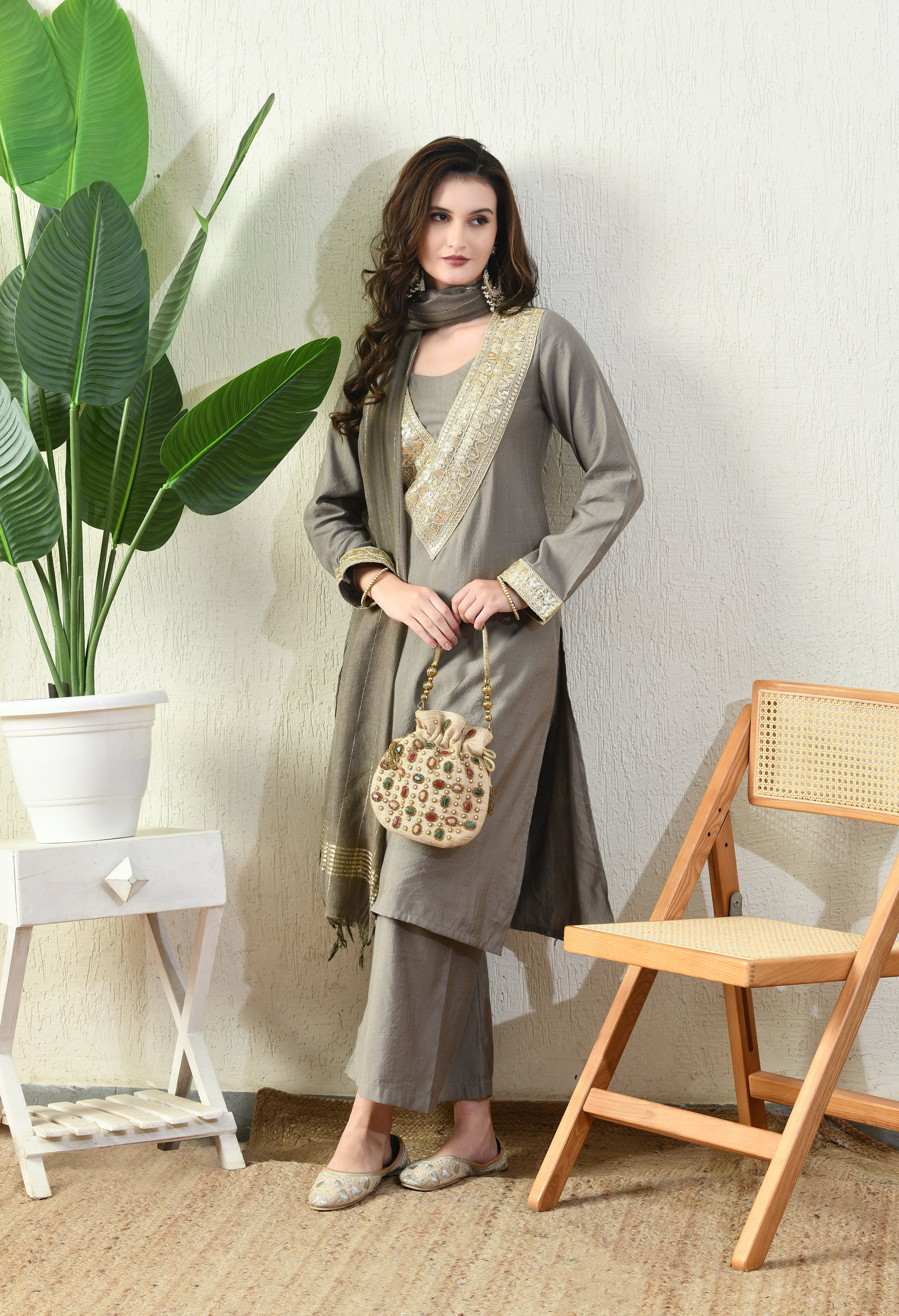 Myshka Gray Silk Blend Straight Round Neck Long Sleeves Kurta Trousers With Dupatta