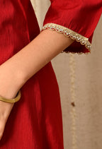 Myshka Red Silk Blend Straight Round Neck Three-Quarter Sleeves Kurta Trousers Set