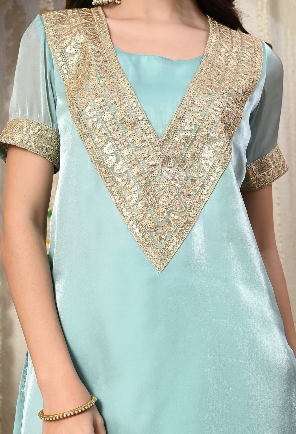 Myshka Blue Silk Blend Straight Round Neck Short Sleeves Kurta Trousers Set