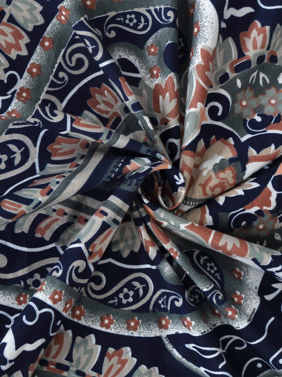 KLOTTHE Blue & Brown Ethnic Motif Printed 300 TC Fitted King Bedsheet With 2 Pillow Covers