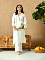 Myshka Kids Girls Calf length Embellished Kurta Set White Color