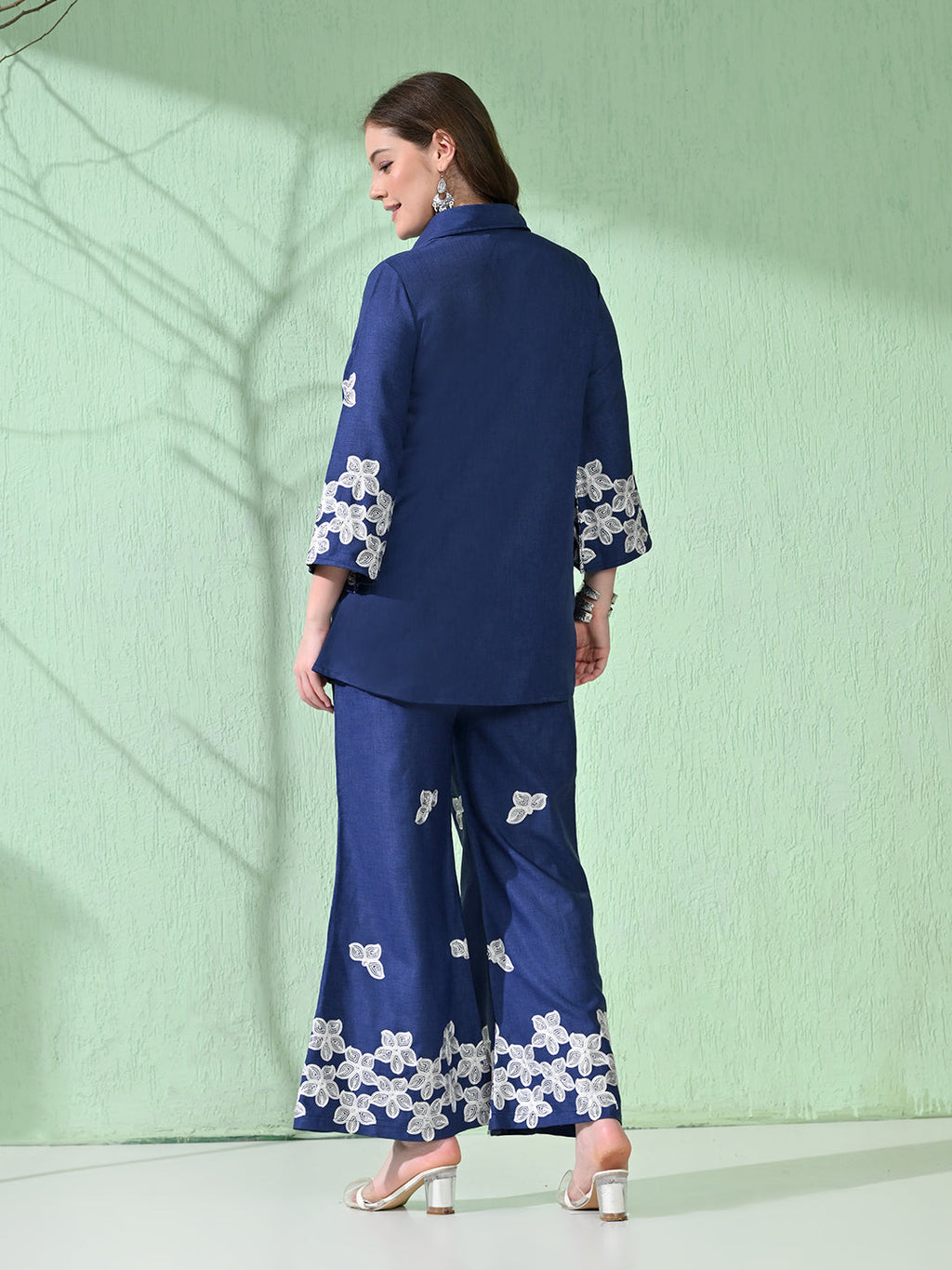 Myshka Women's Floral Embroidered Navy Tunic with Trouser