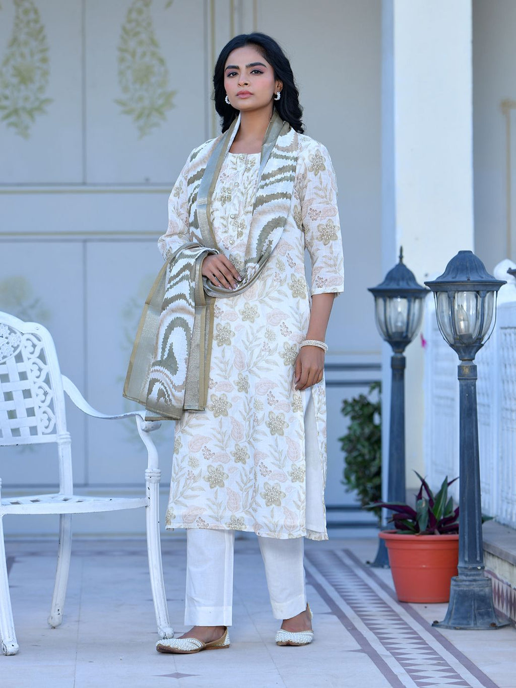 Vaasva Women's Cream Henna Linen Digital Printed Suit Set