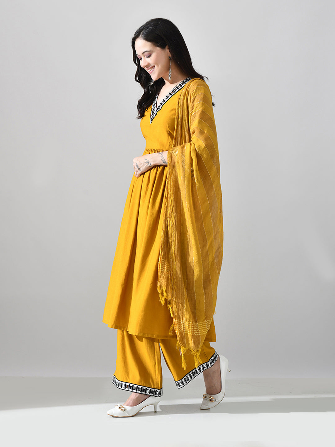 Myshka Women Mustard Embellished V-Neck Anarkali Kurta Palazzo With Dupatta - Distacart