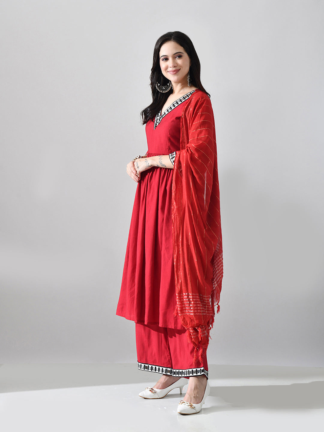 Myshka Women Red Embellished V-Neck Anarkali Kurta Palazzo With Dupatta - Distacart