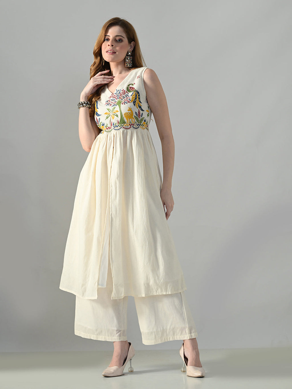 Myshka Women Off White Embroidered Long Kurta With Front Slit Trouser - Distacart