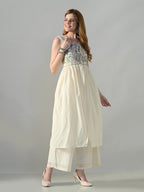 Myshka Women Off White Embroidered Long Kurta With Front Slit Trouser - Distacart