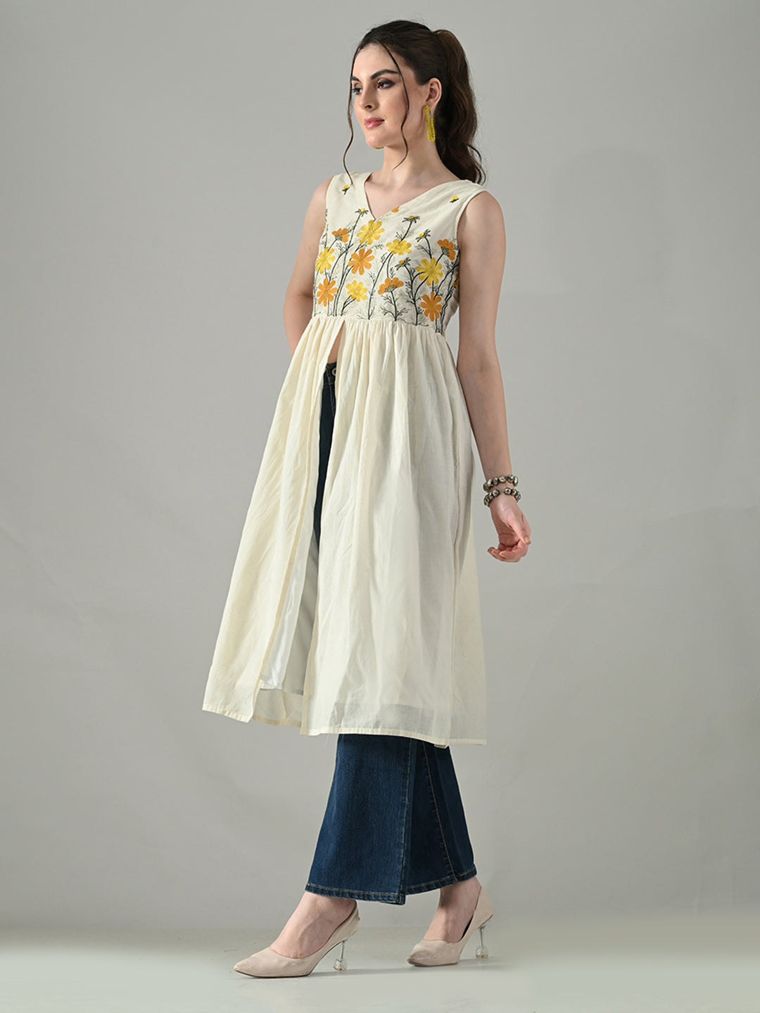 Myshka Women Off White Multicolor Thread Embroidered Sleeveless Long Kurta - Distacart