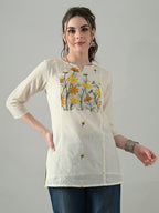 Myshka Women Off White Multicolor Thread Embroidered Tunic Three Quarter Sleeves Round Neck