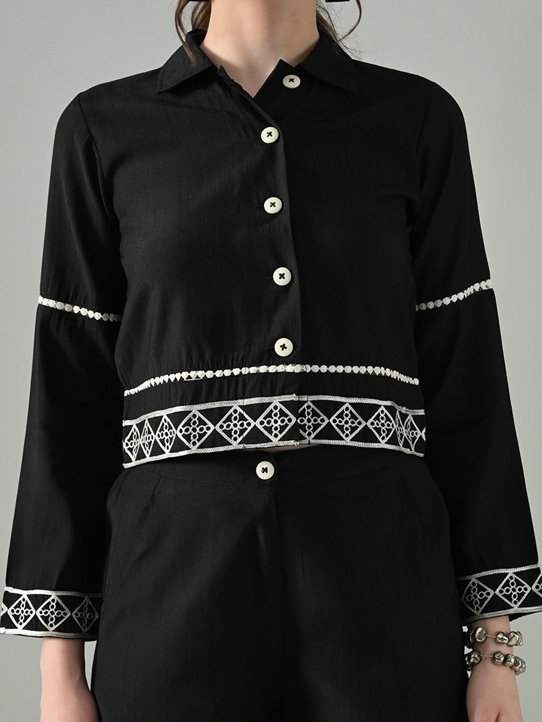 Myshka Women Black Embroidered Co-Ord Set - Distacart