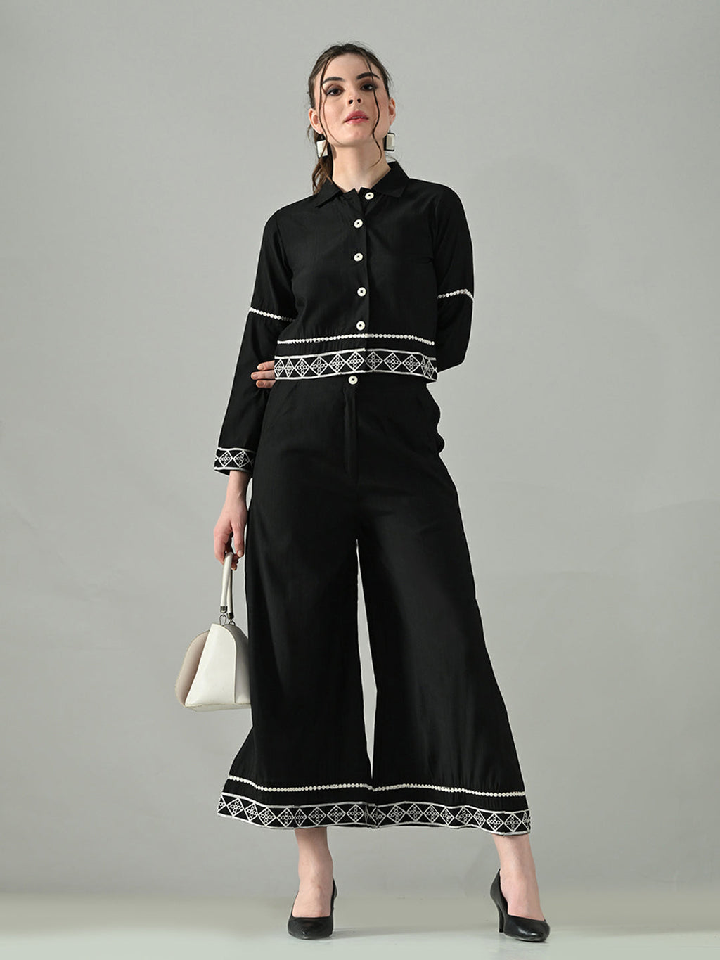 Myshka Women Black Embroidered Co-Ord Set - Distacart