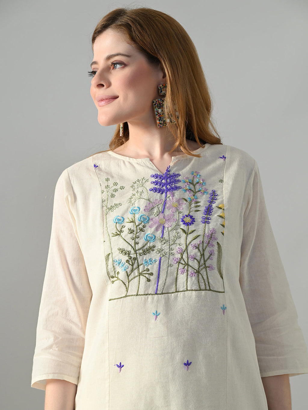 Myshka Women Off White Multicolor Thread Embroidered Co-Ord Set